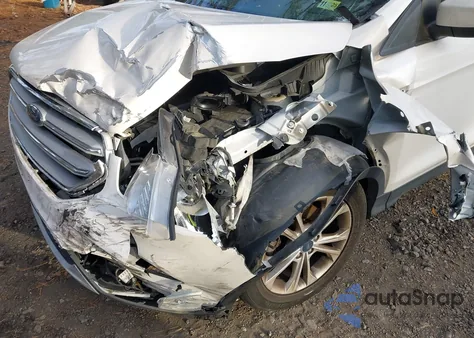 2018 Ford Escape Se from USA, damaged, VIN 1FMCU0GD9JUD56981